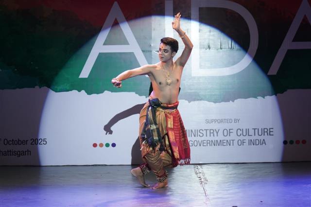 AIDA Performance - Rajendra